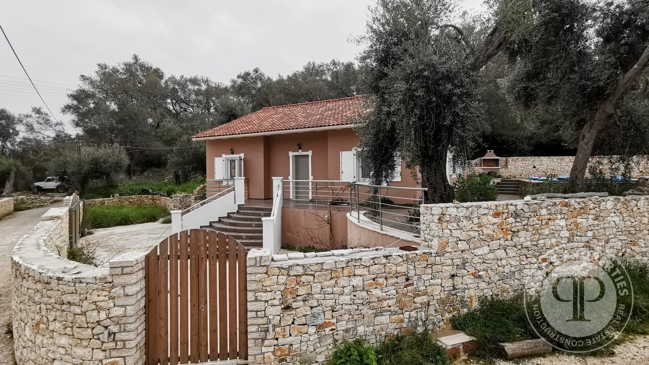  - Villa for sale in Mpogdanatika, Paxos (Paxoi)